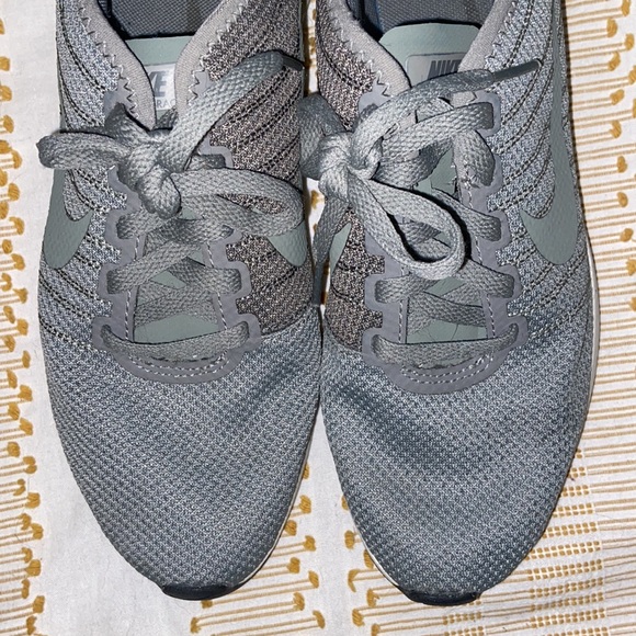 Dual Tone Racer Nikes - Picture 2 of 5